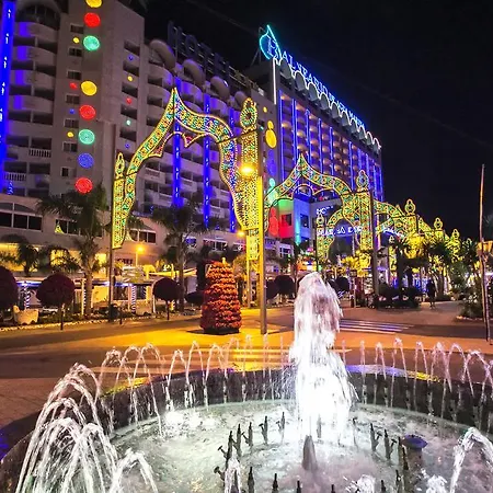 Be Suites Marina
